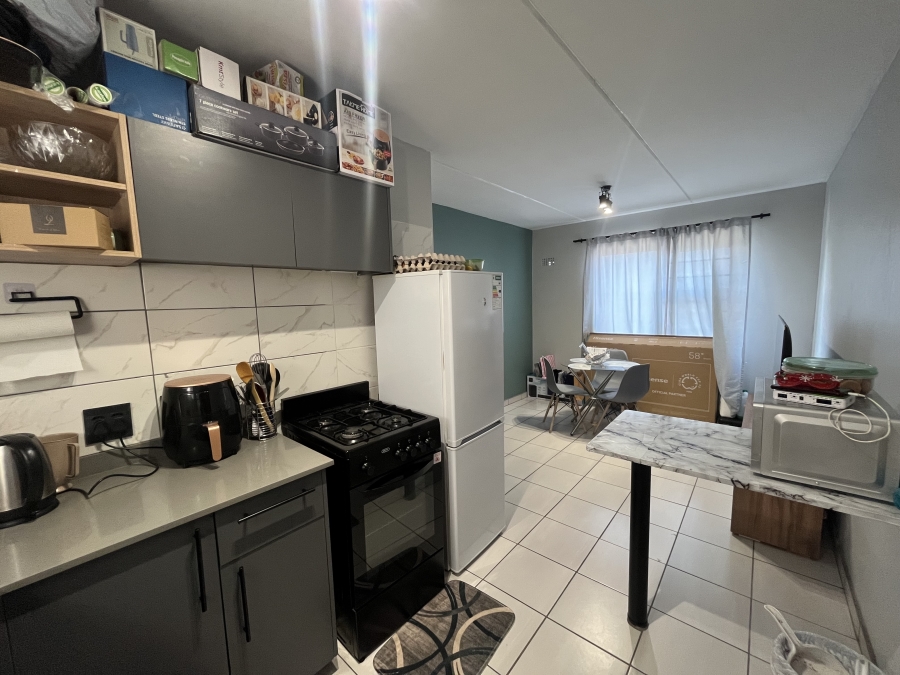 2 Bedroom Property for Sale in South Hills Gauteng