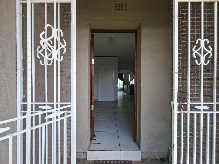3 Bedroom Property for Sale in Klopperpark Gauteng