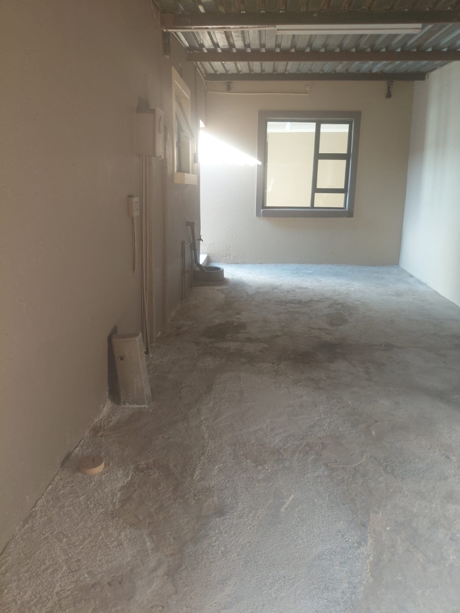 4 Bedroom Property for Sale in Naledi Gauteng