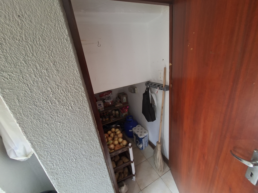 2 Bedroom Property for Sale in Klopperpark Gauteng