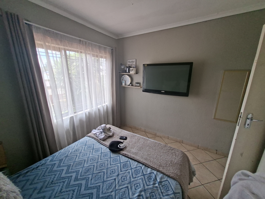 2 Bedroom Property for Sale in Klopperpark Gauteng