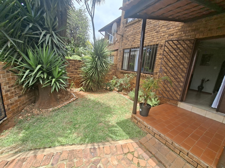 2 Bedroom Property for Sale in Klopperpark Gauteng