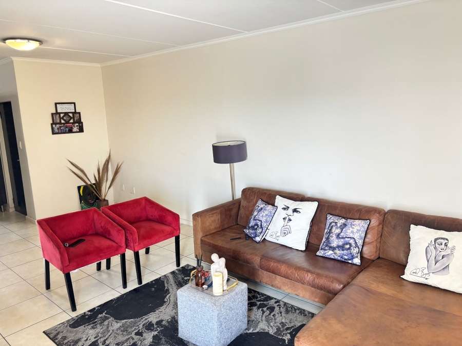 To Let 2 Bedroom Property for Rent in Oakdene Gauteng
