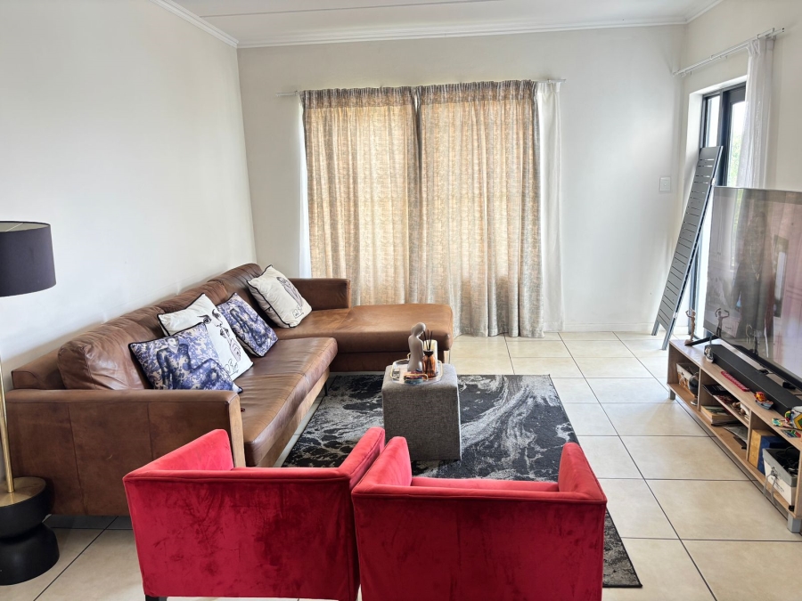 To Let 2 Bedroom Property for Rent in Oakdene Gauteng