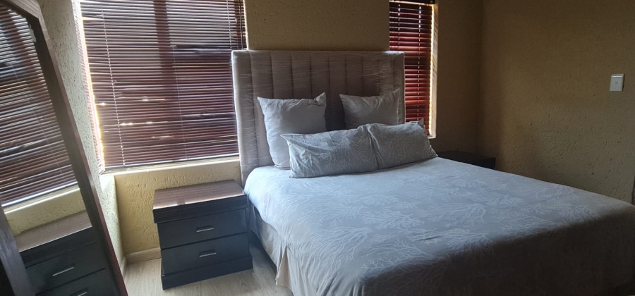 6 Bedroom Property for Sale in Liefde en Vrede Gauteng