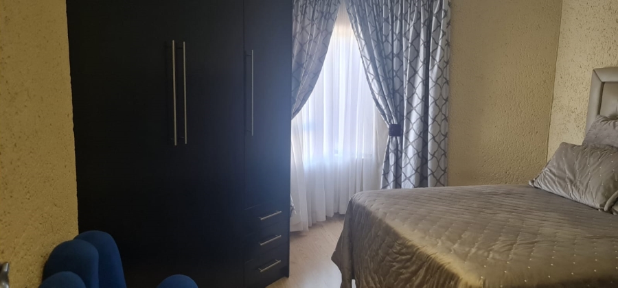 6 Bedroom Property for Sale in Liefde en Vrede Gauteng