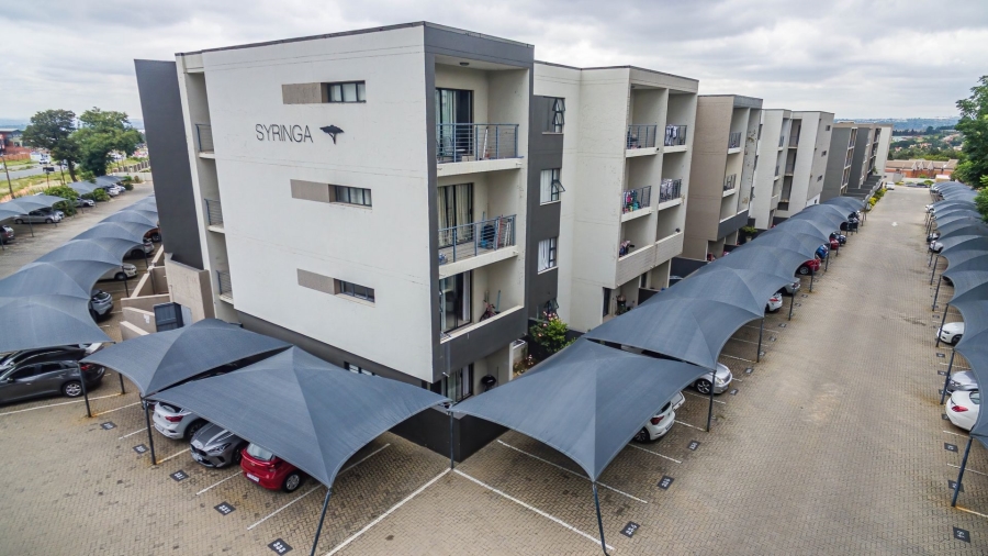 2 Bedroom Property for Sale in North Riding AH Gauteng