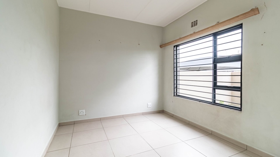 2 Bedroom Property for Sale in North Riding AH Gauteng