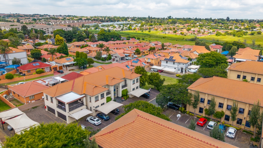 Commercial Property for Sale in Noordwyk Gauteng