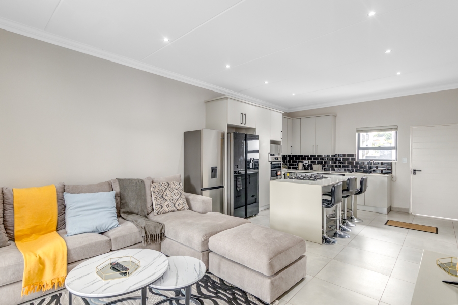 2 Bedroom Property for Sale in Bryanston Gauteng