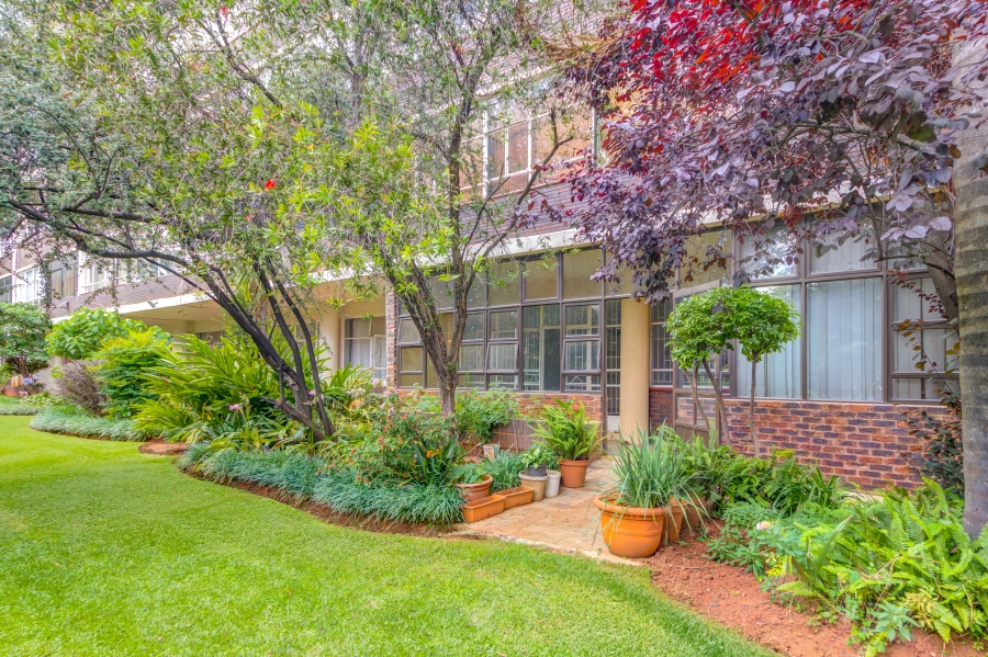 2 Bedroom Property for Sale in Parktown Gauteng