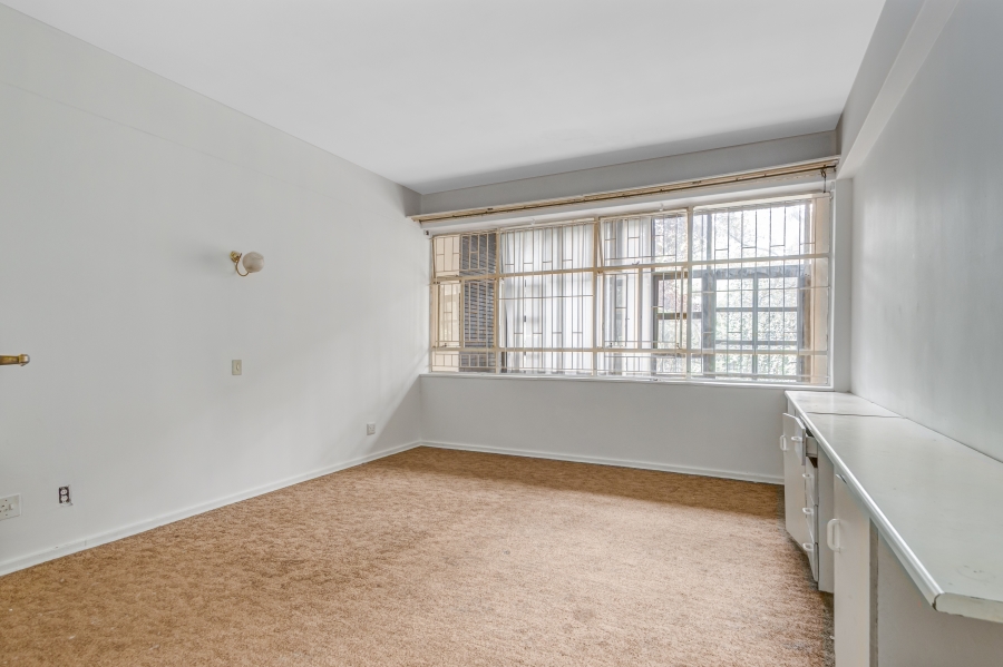 2 Bedroom Property for Sale in Parktown Gauteng