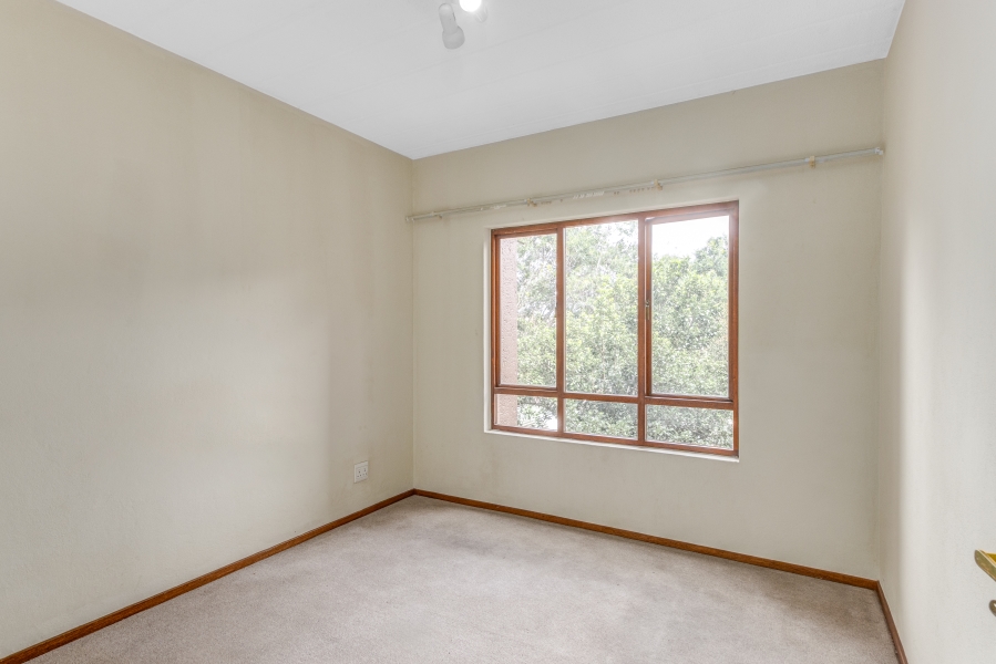 1 Bedroom Property for Sale in Douglasdale Gauteng