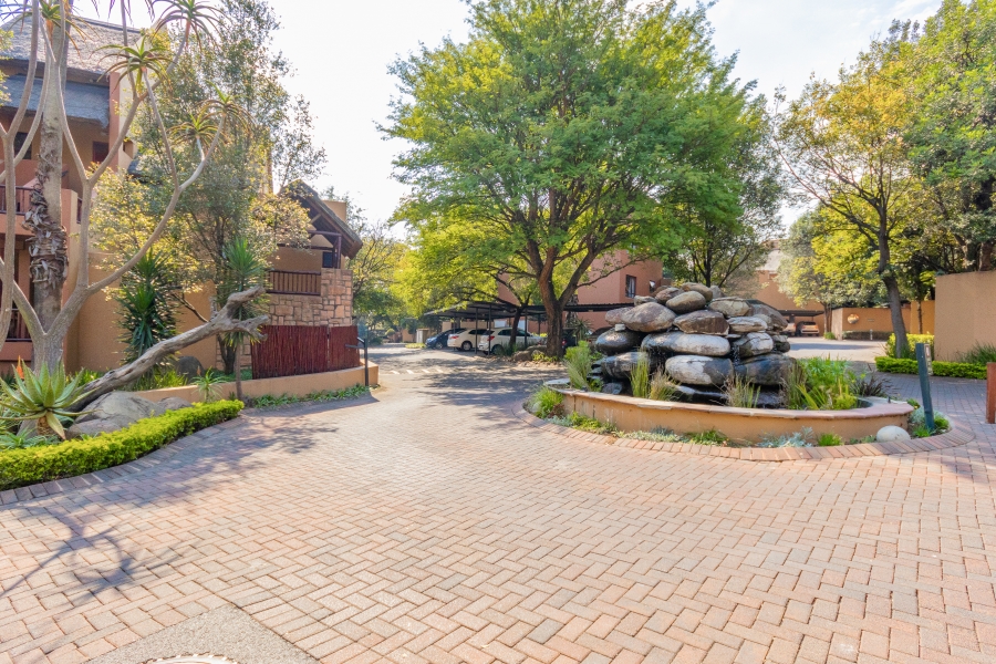 1 Bedroom Property for Sale in Douglasdale Gauteng