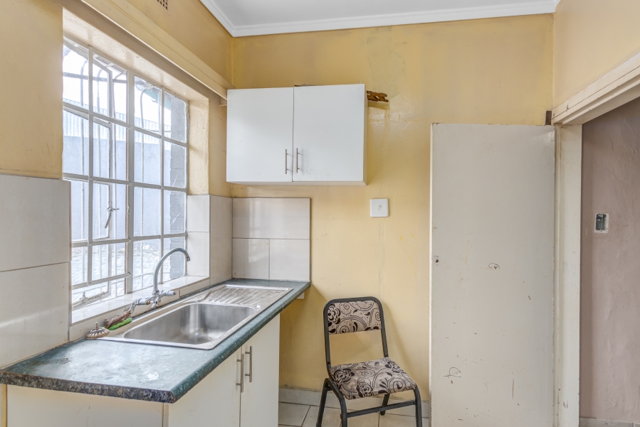 9 Bedroom Property for Sale in Kew Gauteng