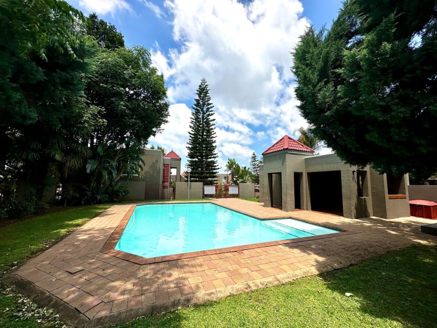 2 Bedroom Property for Sale in Allens Nek Gauteng