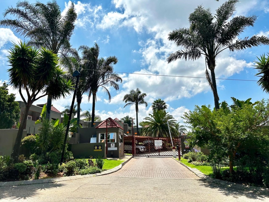 2 Bedroom Property for Sale in Allens Nek Gauteng