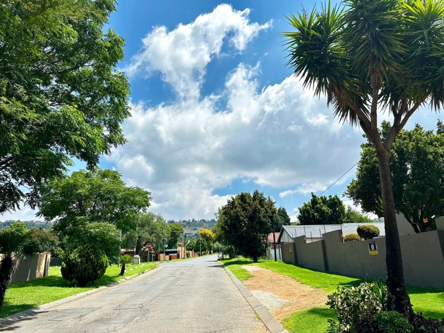 2 Bedroom Property for Sale in Allens Nek Gauteng