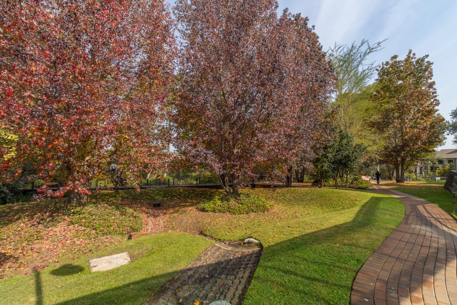 1 Bedroom Property for Sale in Douglasdale Gauteng