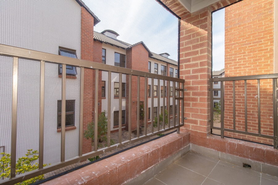 1 Bedroom Property for Sale in Douglasdale Gauteng