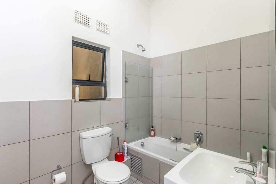 1 Bedroom Property for Sale in Jackal Creek Golf Estate Gauteng