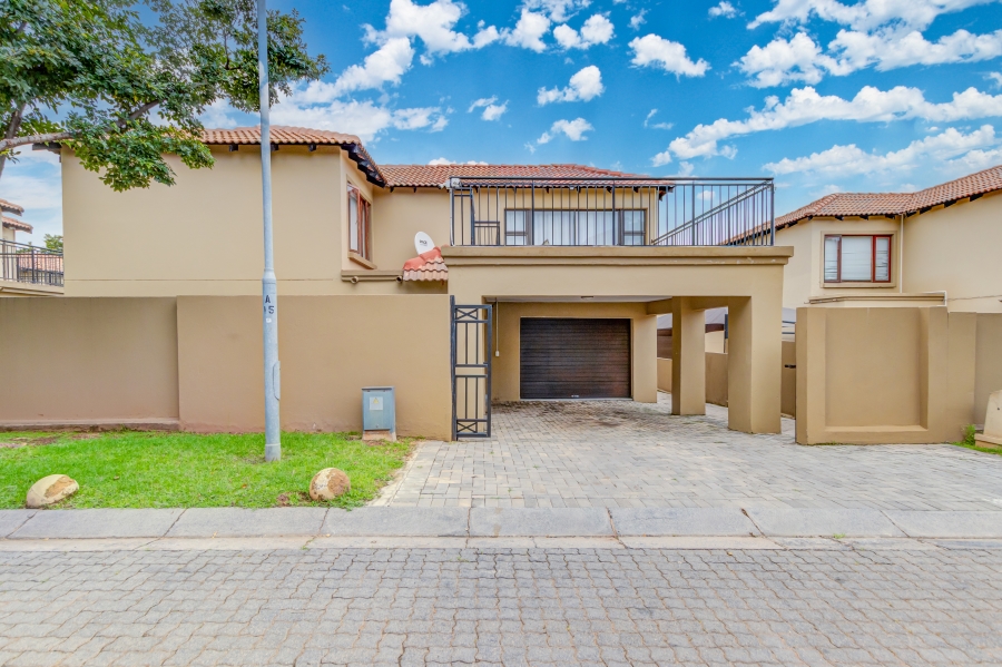 3 Bedroom Property for Sale in Kyalami Hills Gauteng