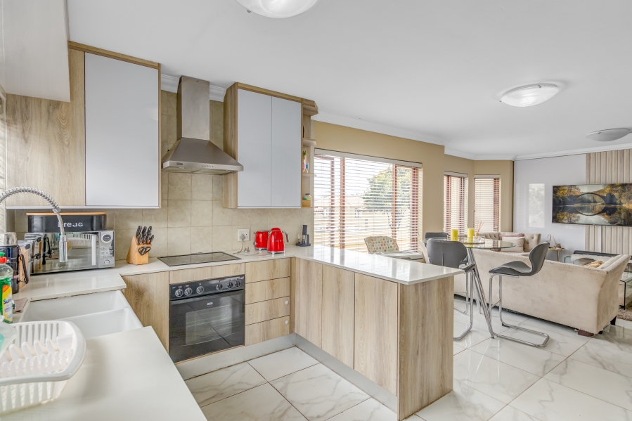 3 Bedroom Property for Sale in Kyalami Hills Gauteng