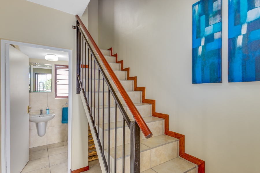 2 Bedroom Property for Sale in Barbeque Downs Gauteng