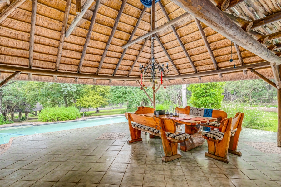 4 Bedroom Property for Sale in Chartwell Gauteng