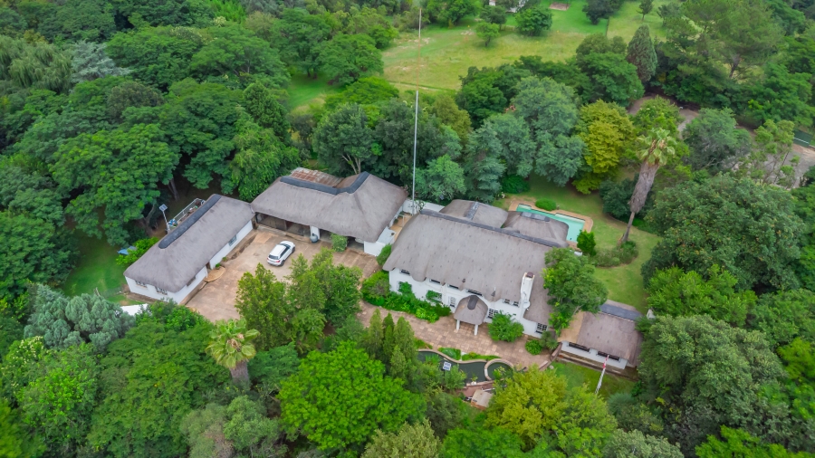 4 Bedroom Property for Sale in Chartwell Gauteng