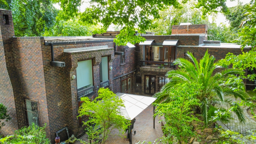 4 Bedroom Property for Sale in Bryanston Gauteng