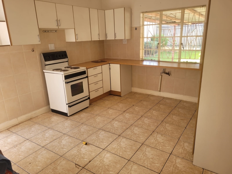 4 Bedroom Property for Sale in Randgate Gauteng