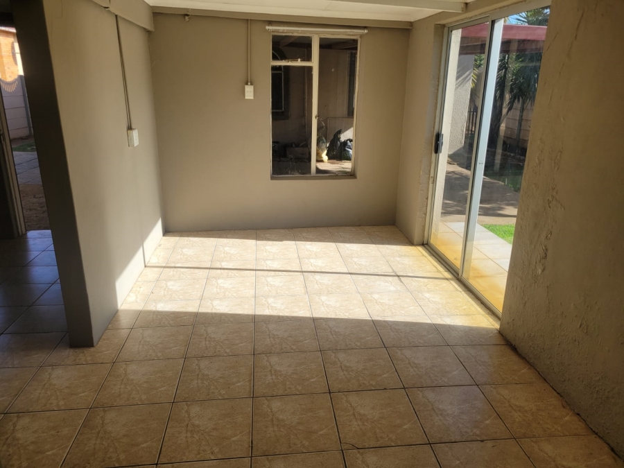 4 Bedroom Property for Sale in Randgate Gauteng