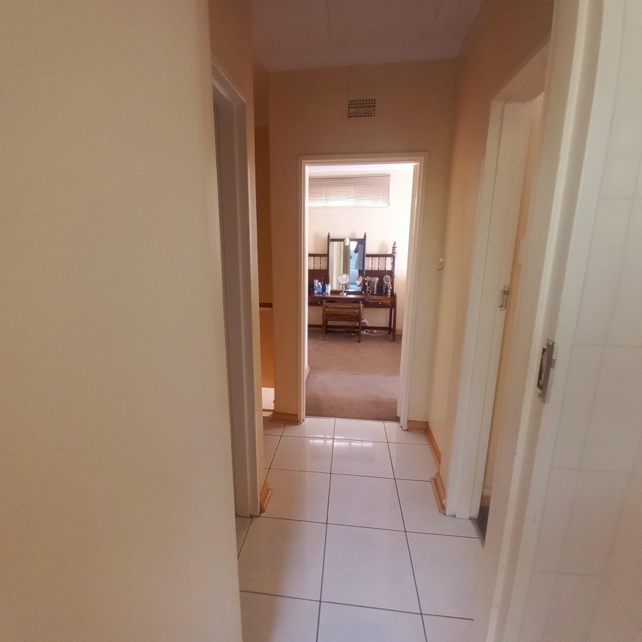 2 Bedroom Property for Sale in Florida Park Gauteng
