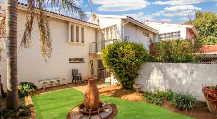 2 Bedroom Property for Sale in Florida Park Gauteng