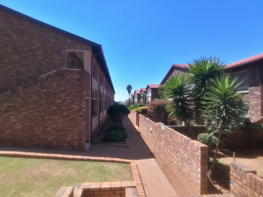 2 Bedroom Property for Sale in Northcliff Gauteng