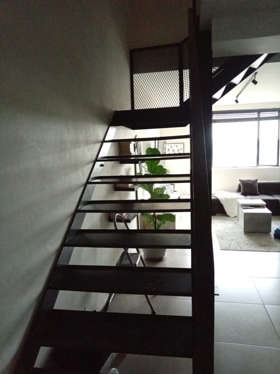 1 Bedroom Property for Sale in Sandown Gauteng