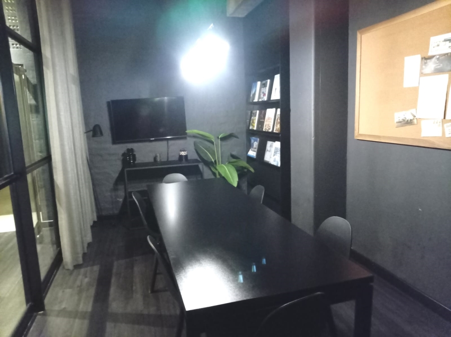 1 Bedroom Property for Sale in Sandown Gauteng