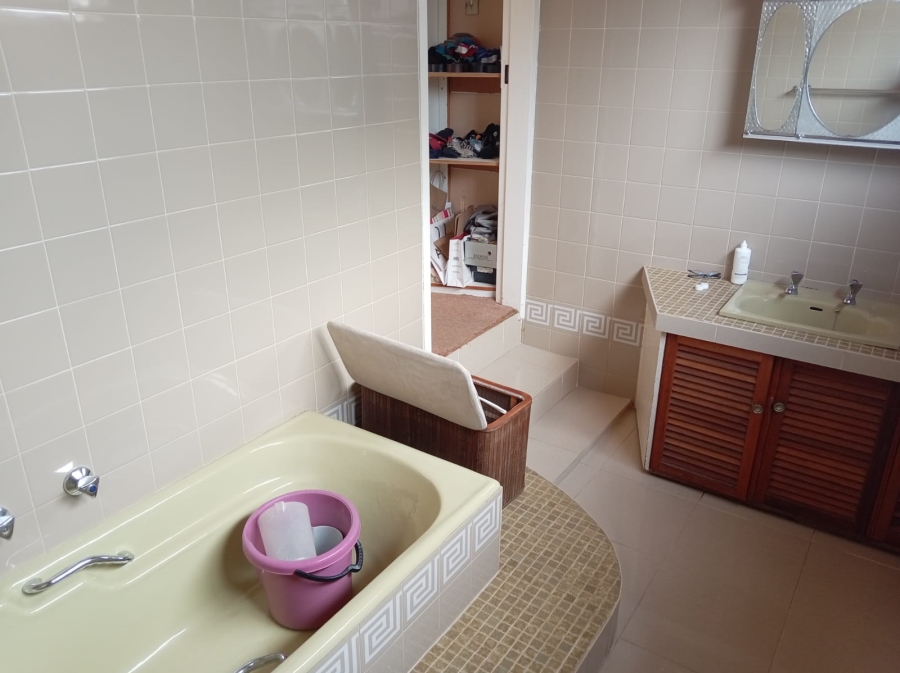 4 Bedroom Property for Sale in Blairgowrie Gauteng