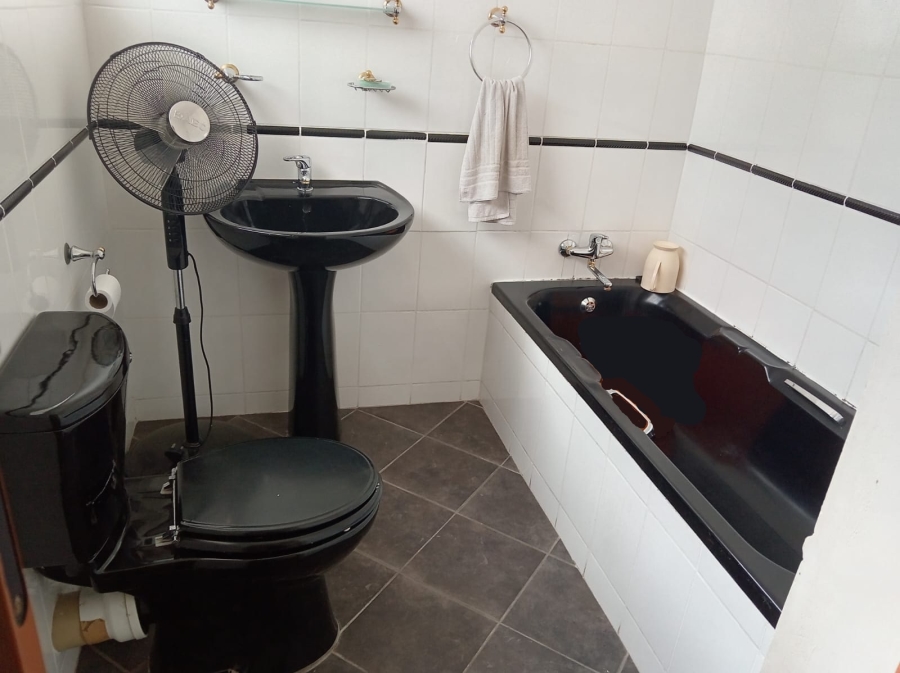 4 Bedroom Property for Sale in Blairgowrie Gauteng