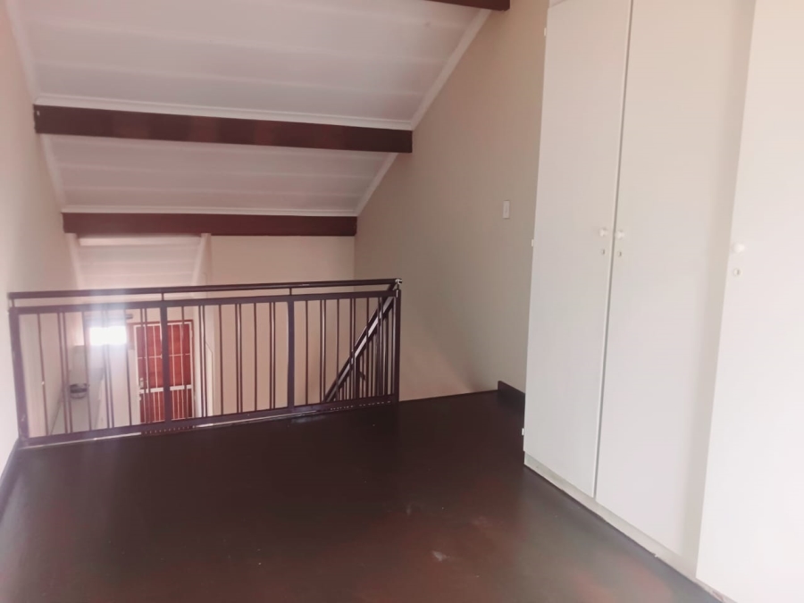 1 Bedroom Property for Sale in Windsor West Gauteng
