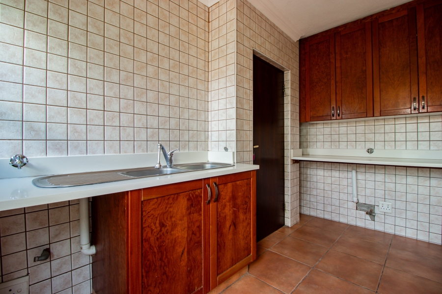 4 Bedroom Property for Sale in Silver Lakes Golf Estate Gauteng