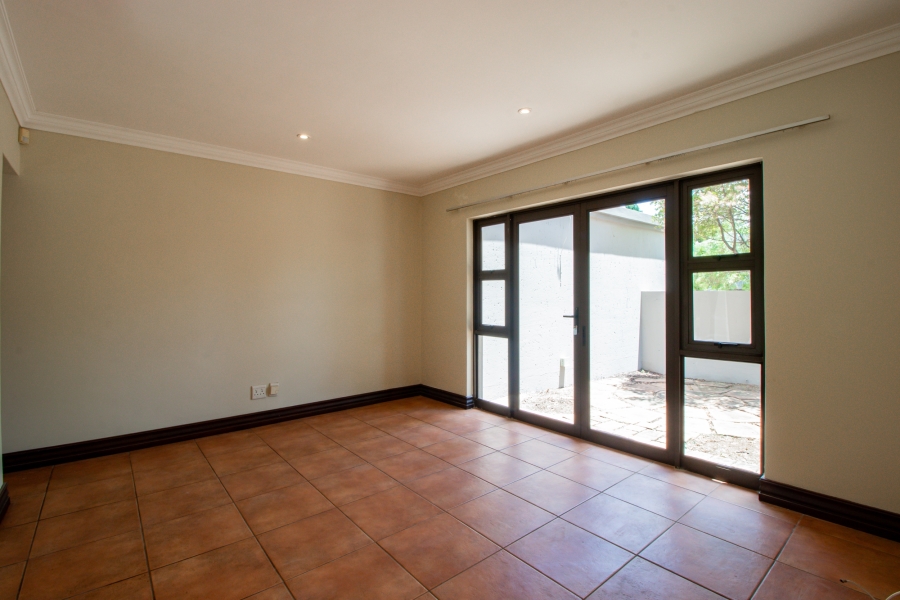 4 Bedroom Property for Sale in Silver Lakes Golf Estate Gauteng