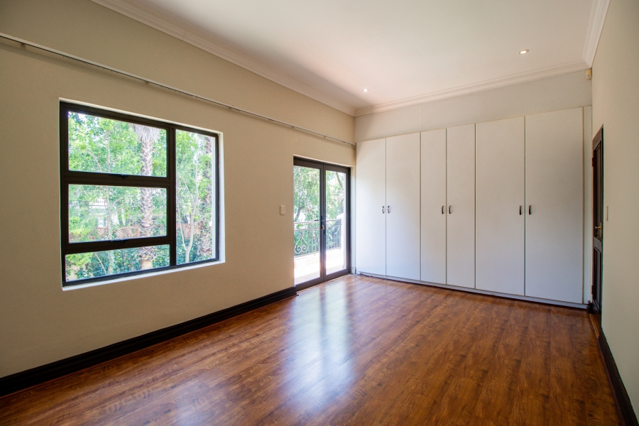 4 Bedroom Property for Sale in Silver Lakes Golf Estate Gauteng