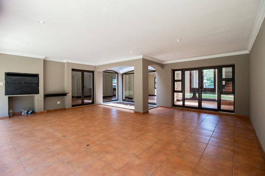 4 Bedroom Property for Sale in Silver Lakes Golf Estate Gauteng