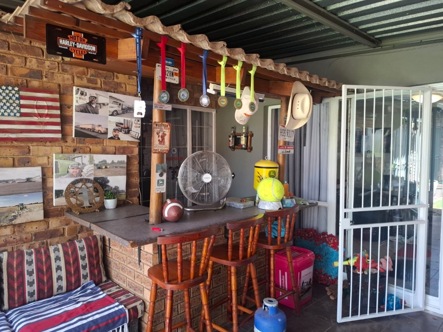 3 Bedroom Property for Sale in Pierre Van Ryneveld Gauteng