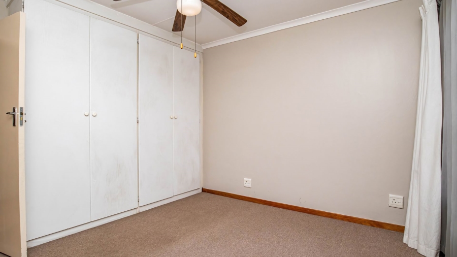 2 Bedroom Property for Sale in Faerie Glen Gauteng