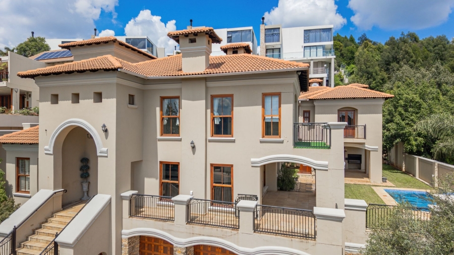 To Let 5 Bedroom Property for Rent in Waterkloof Ridge Gauteng