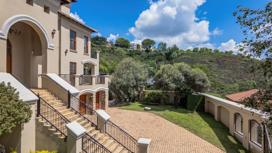 To Let 5 Bedroom Property for Rent in Waterkloof Ridge Gauteng