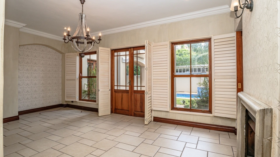 To Let 5 Bedroom Property for Rent in Waterkloof Ridge Gauteng